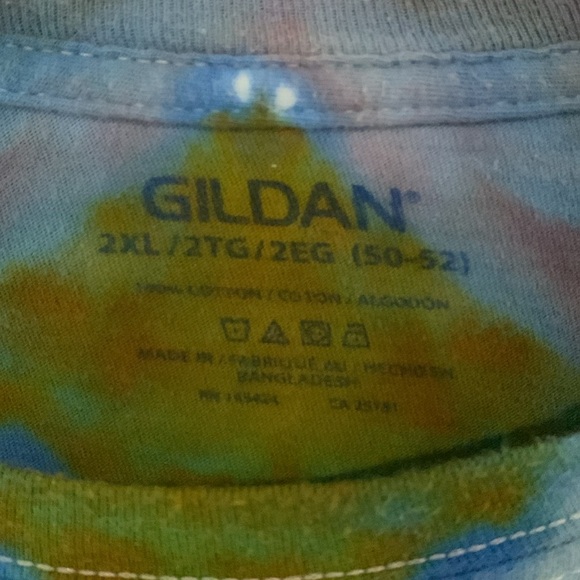 Gildan Handmade Tie-Dye Short Sleeve T-Shirt, Mens Size 2XL - Picture 4 of 5